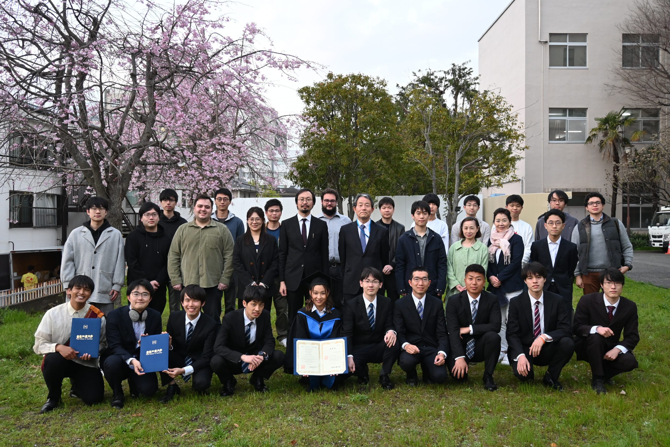 Spring Graduation Ceremony AY 2022・Three students from our laboratory won Awards